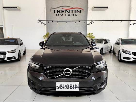 VOLVO XC40 1.5 T5 RECHARGE R-DESIGN GEARTRONIC